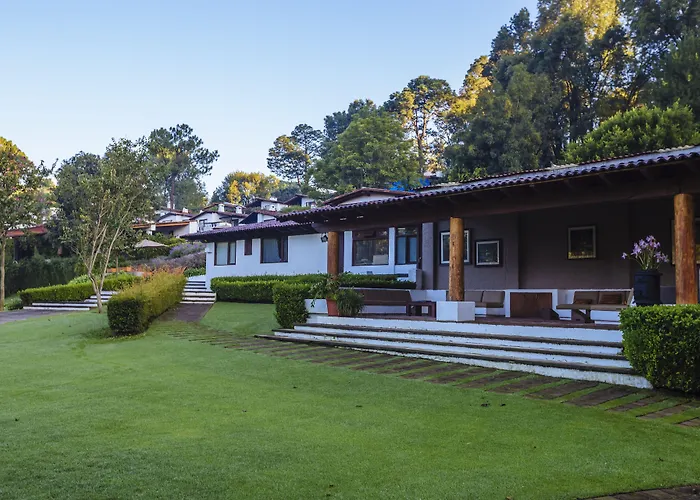 Valle de Bravo Beach hotels