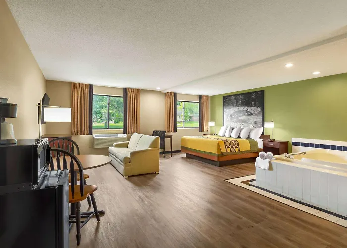 Ankeny Hotels With Amazing Views