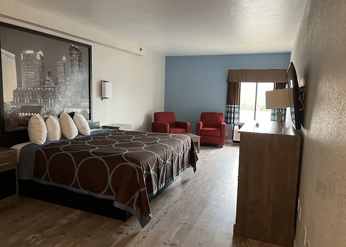 Clemmons Beach hotels