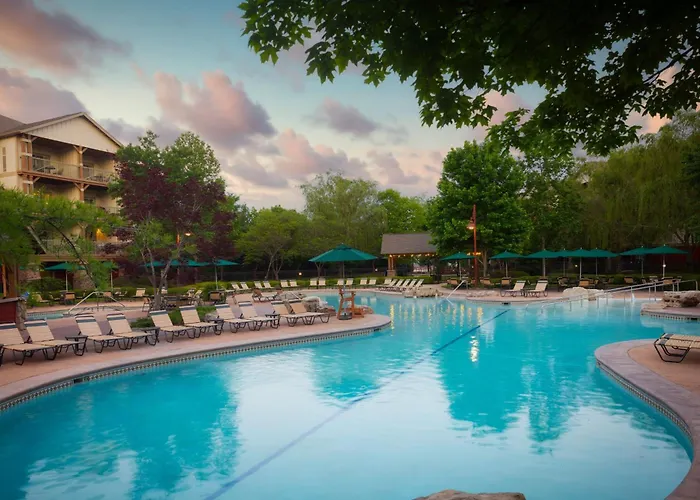 Branson hotels near Historic Downtown Branson