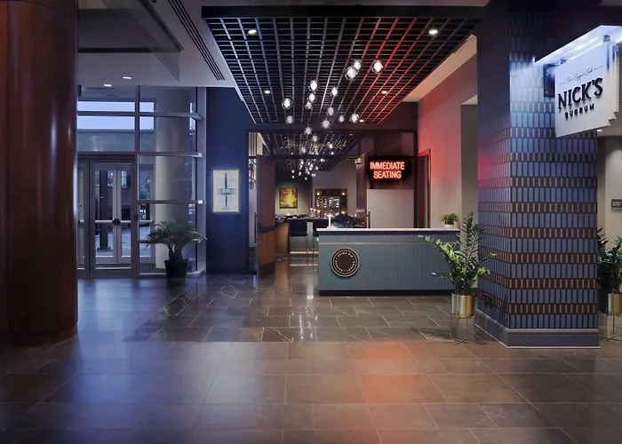 Omaha Hotels With Amazing Views