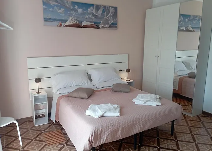 Peschiera del Garda Hotels With Amazing Views