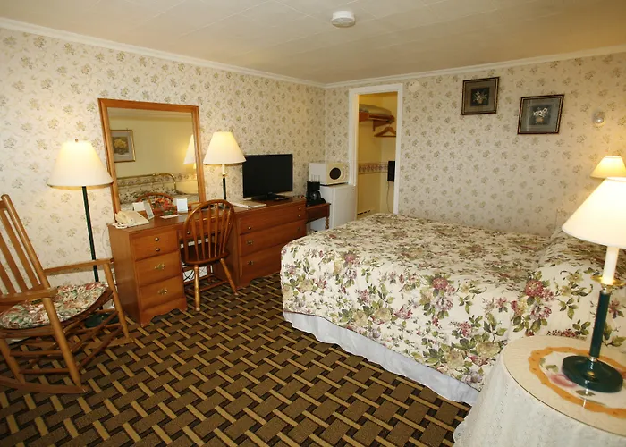 Bennington Beach hotels