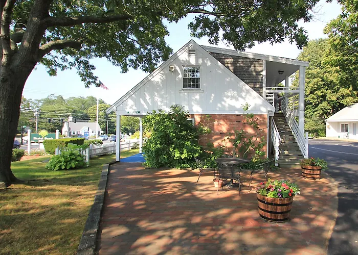 Orleans Beach hotels