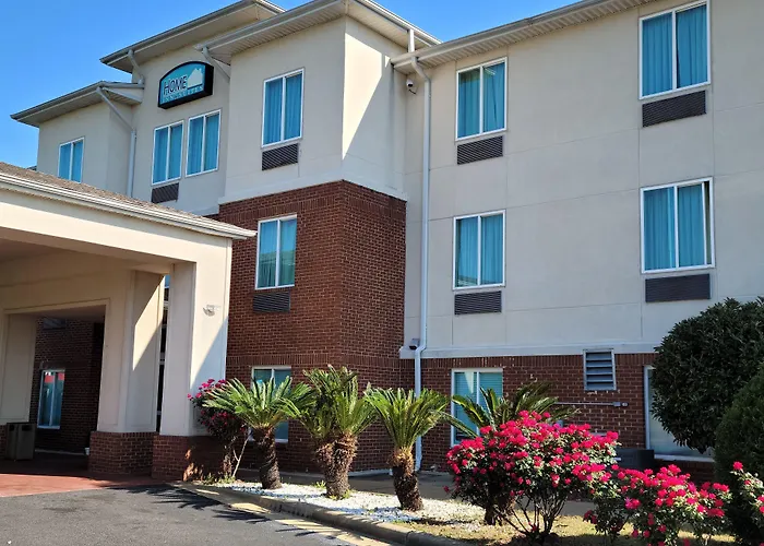 Montgomery Hotels With Amazing Views