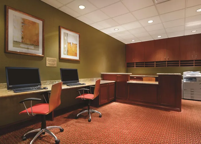 Norman Hotels With Amazing Views