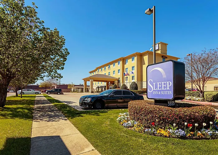 Tyler Beach hotels