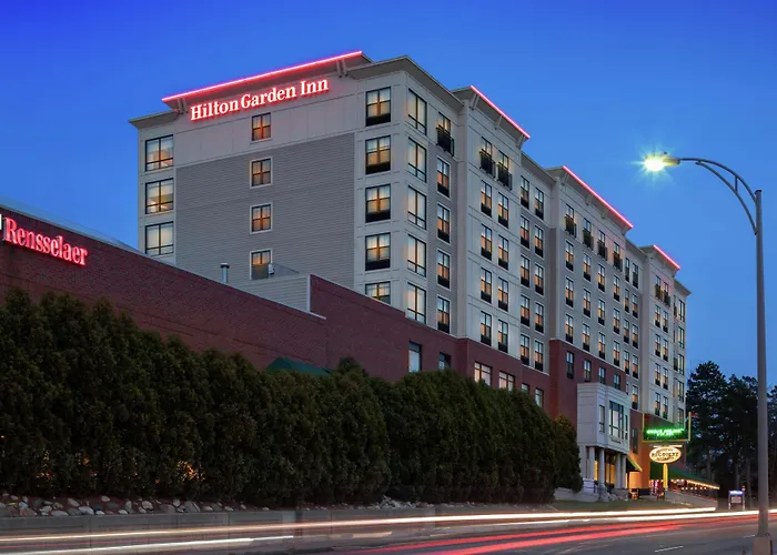 Troy Hotels With Amazing Views
