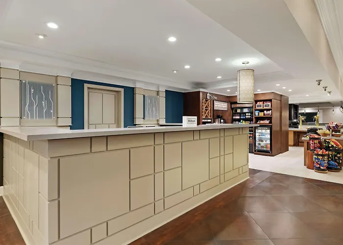 Oxford Beach hotels