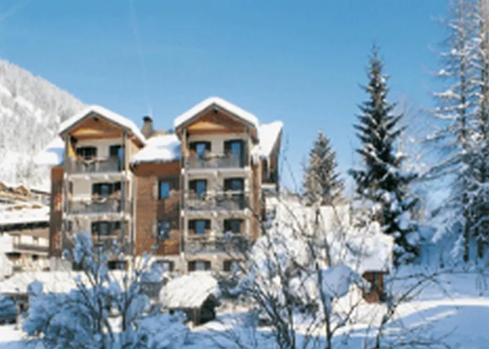 La Clusaz Beach hotels