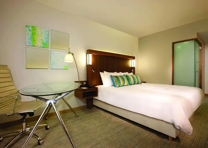 Aberdeen Beach hotels