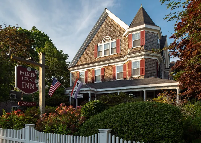 Falmouth hotels near Miles Pond