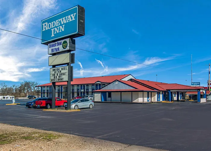 Broken Bow Beach hotels