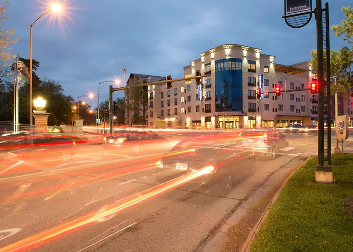 Manhattan Beach hotels