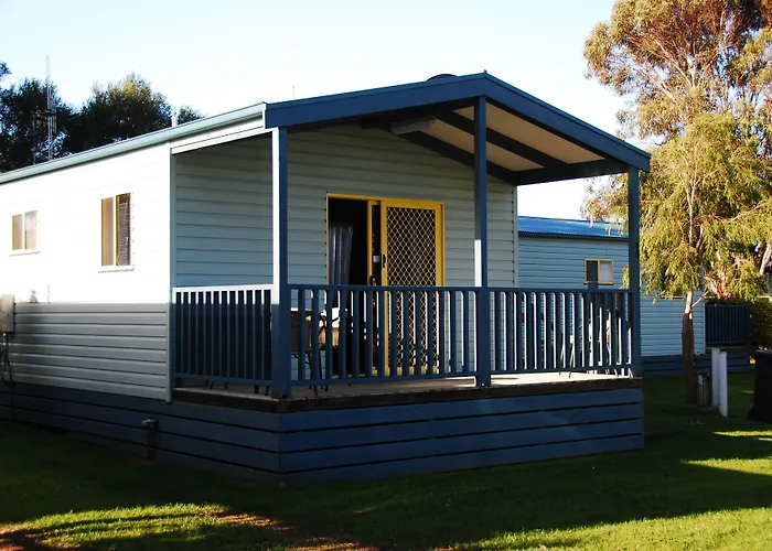 Port Fairy Beach hotels