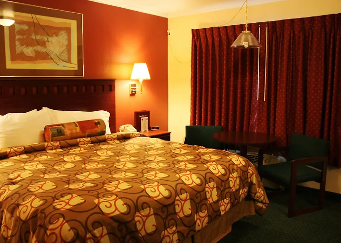 Chehalis Beach hotels