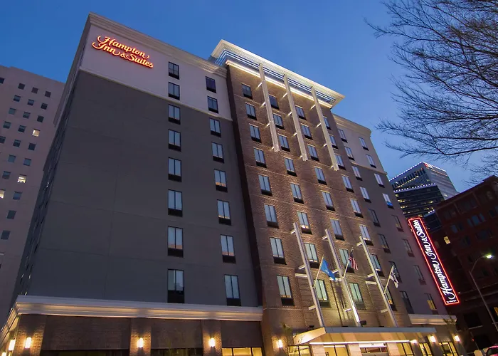 Tulsa hotels near Woody Guthrie Center