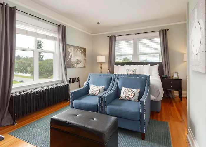 Anacortes Beach hotels