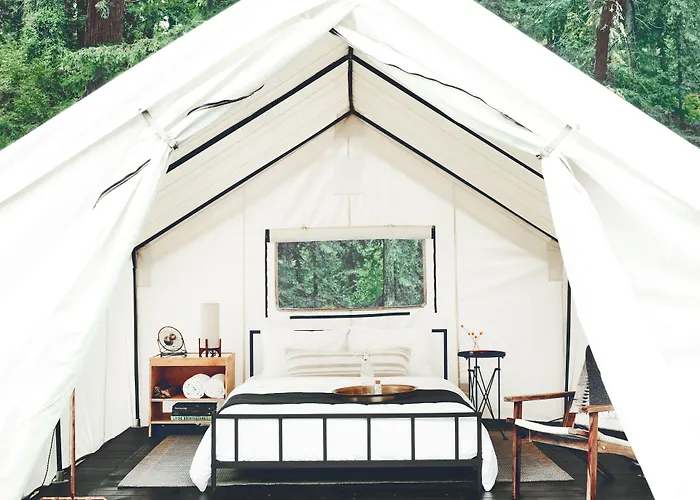 Guerneville Beach hotels