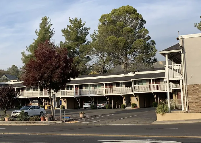Auburn Beach hotels