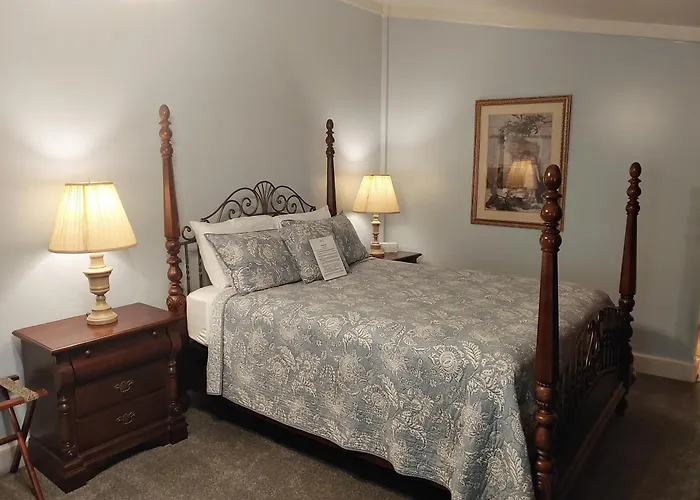 Bryson City hotels near Great Smoky Mountains Railroad