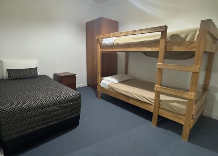 Adelaide hotels near Victoria Square