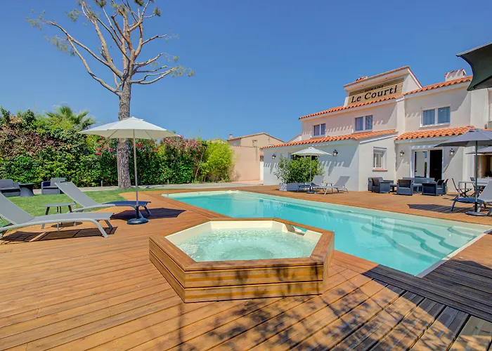 Le Barcares Hotels With Amazing Views