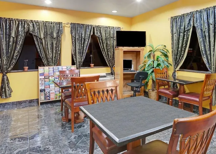 Deer Park Beach hotels