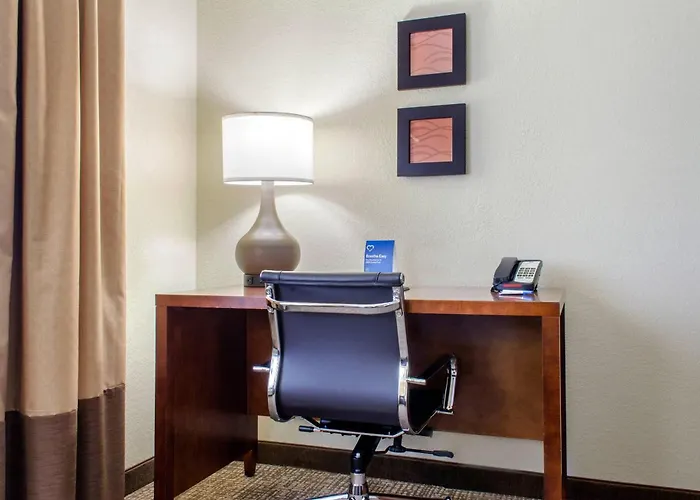 Covington Hotels With Amazing Views
