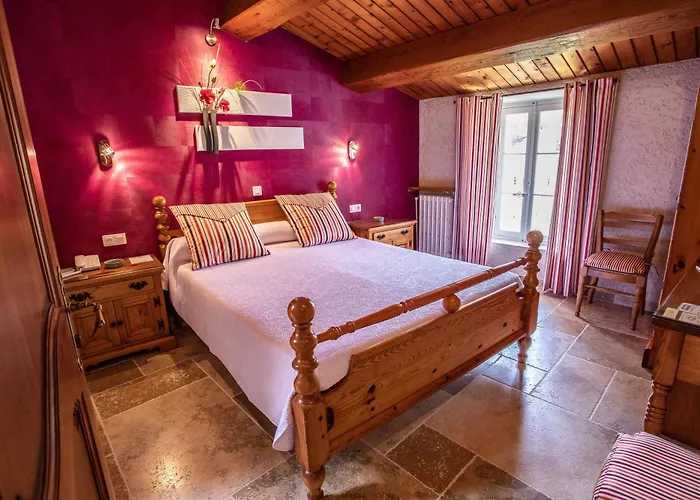 Le Pradet Hotels With Amazing Views