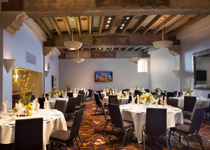 San Jose hotels near Children's Discovery Museum of San Jose