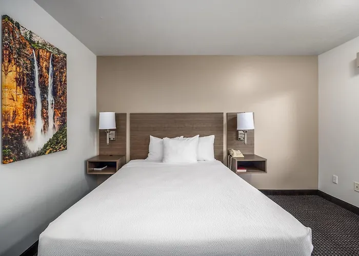 St. George hotels near Pioneer Park