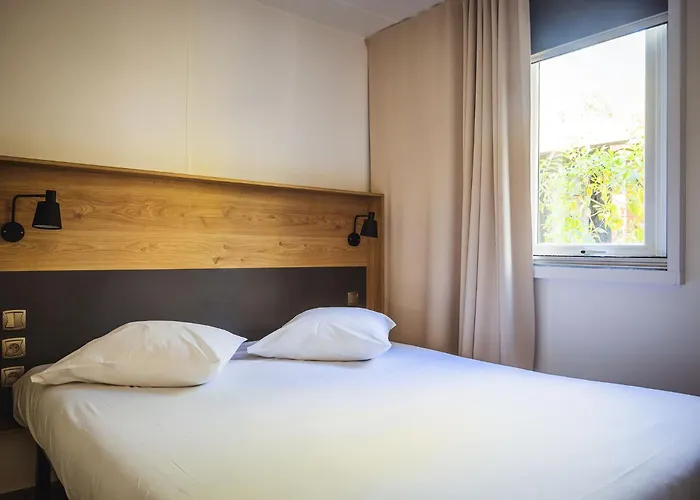 Grimaud Beach hotels