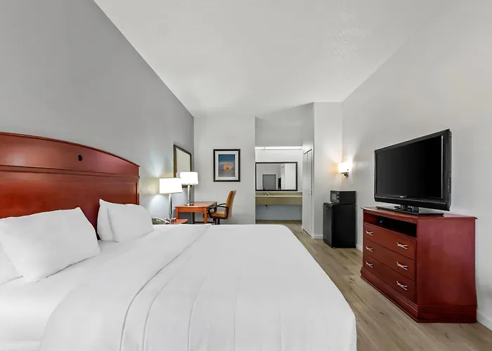 Weeki Wachee Beach hotels