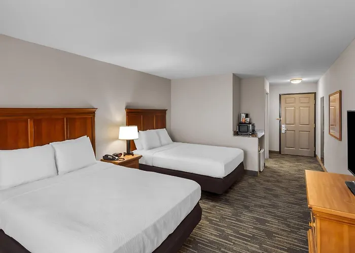 Beckley Beach hotels