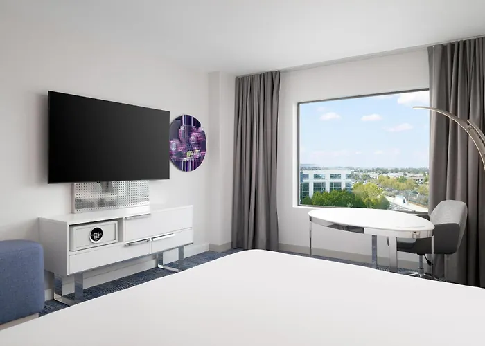 Santa Clara Hotels With Amazing Views