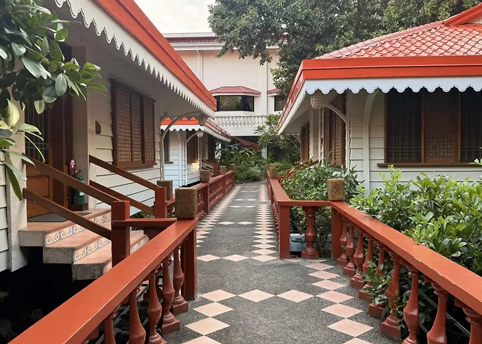 Lapu-Lapu City Beach hotels