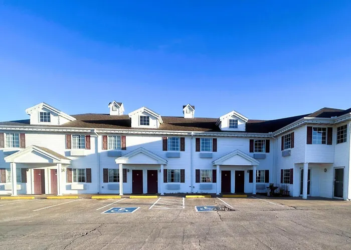 Osage Beach Hotels With Amazing Views