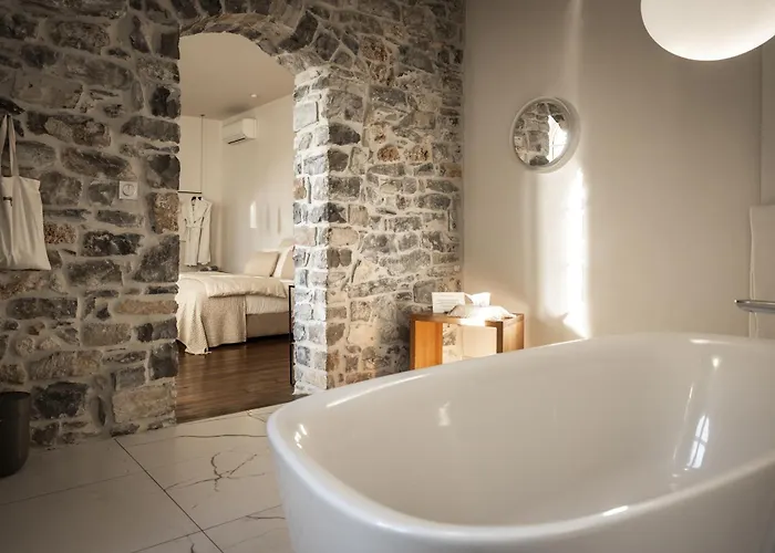Millau Hotels With Amazing Views