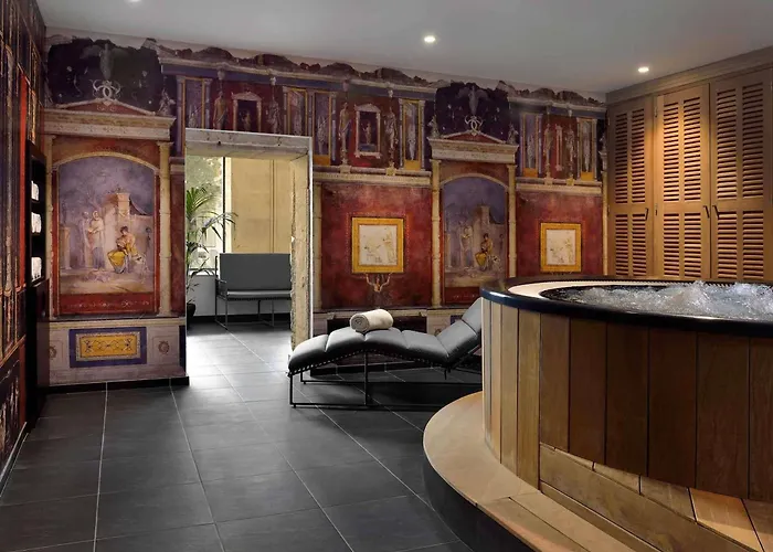 Arles Beach hotels