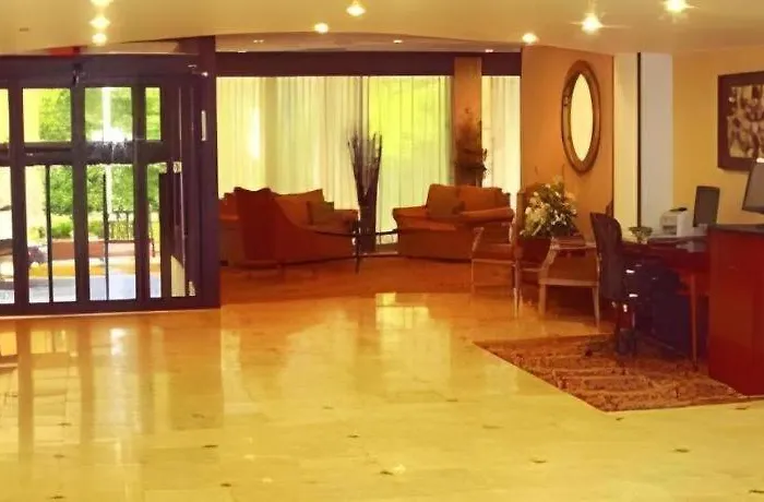 Saddle Brook Beach hotels