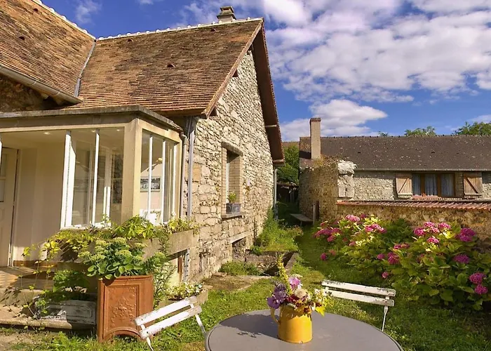 Giverny Hotels With Amazing Views