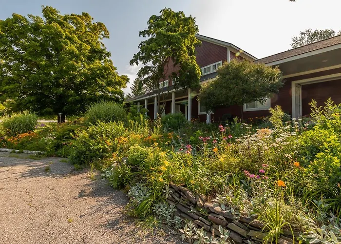 Manchester hotels near Southern Vermont Arts Center
