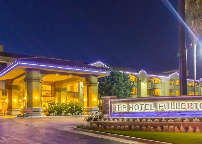 Fullerton Hotels With Amazing Views