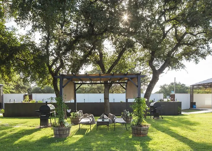 Wimberley Hotels With Amazing Views