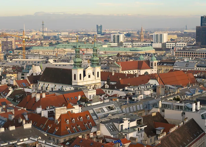 Vienna hotels near Belvedere Palace