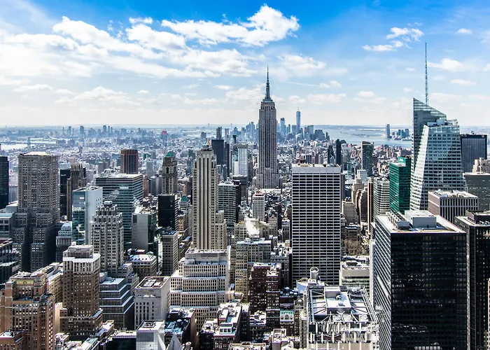 New York hotels near Battery Park