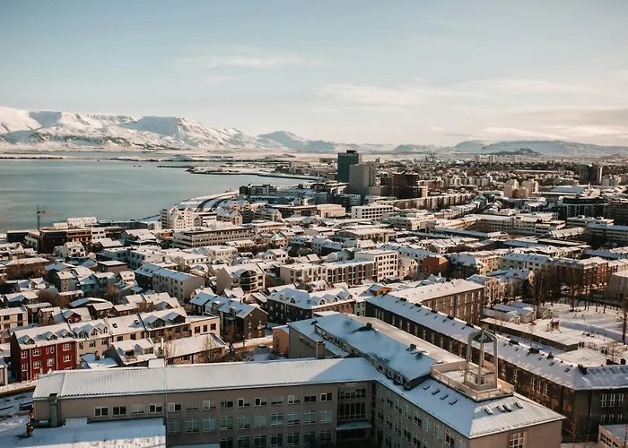 Reykjavik hotels near Volcano House